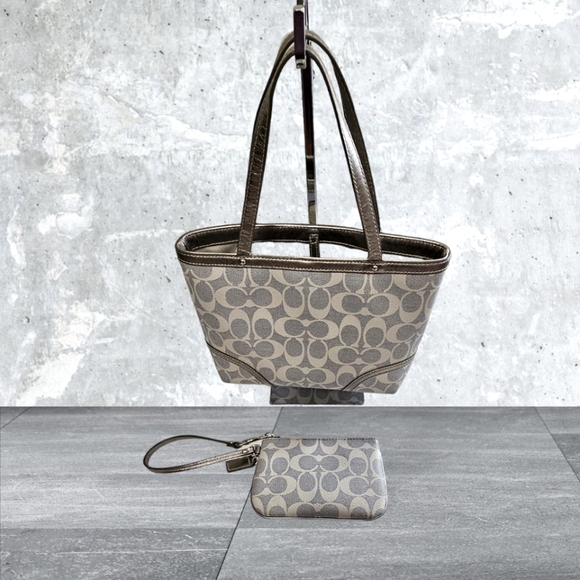 COACH Heritage Mini Signature Tote and Wristlet - Picture 2 of 10